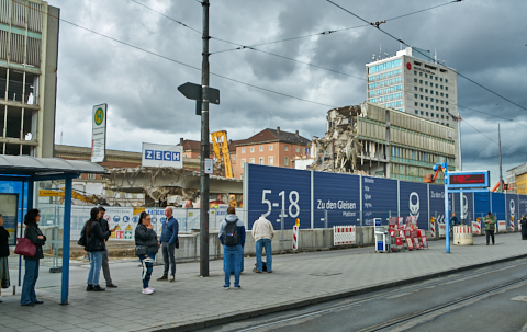 02.10.2019 - Der Abriss der ehemaligen Schalterhalle am Hauptbahnhof München ist fast abgeschlossen
