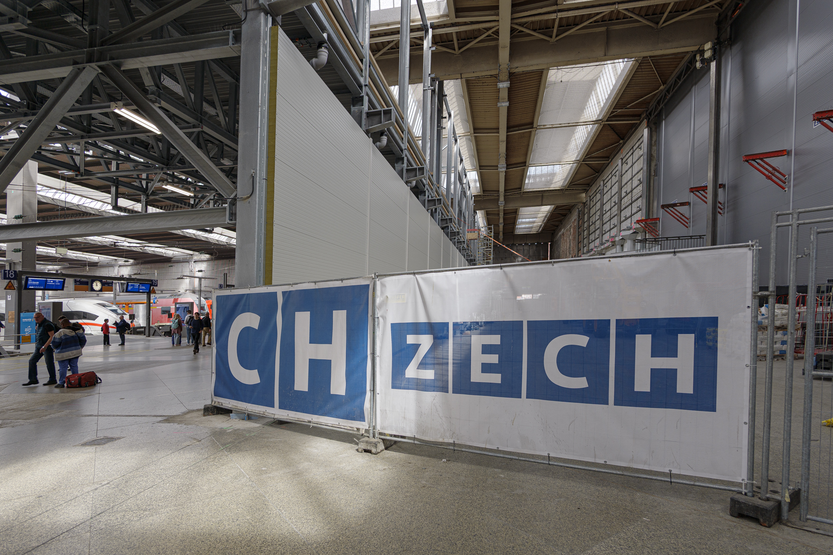 16.04.2025 - Aufteilung im Hauptbahnhof